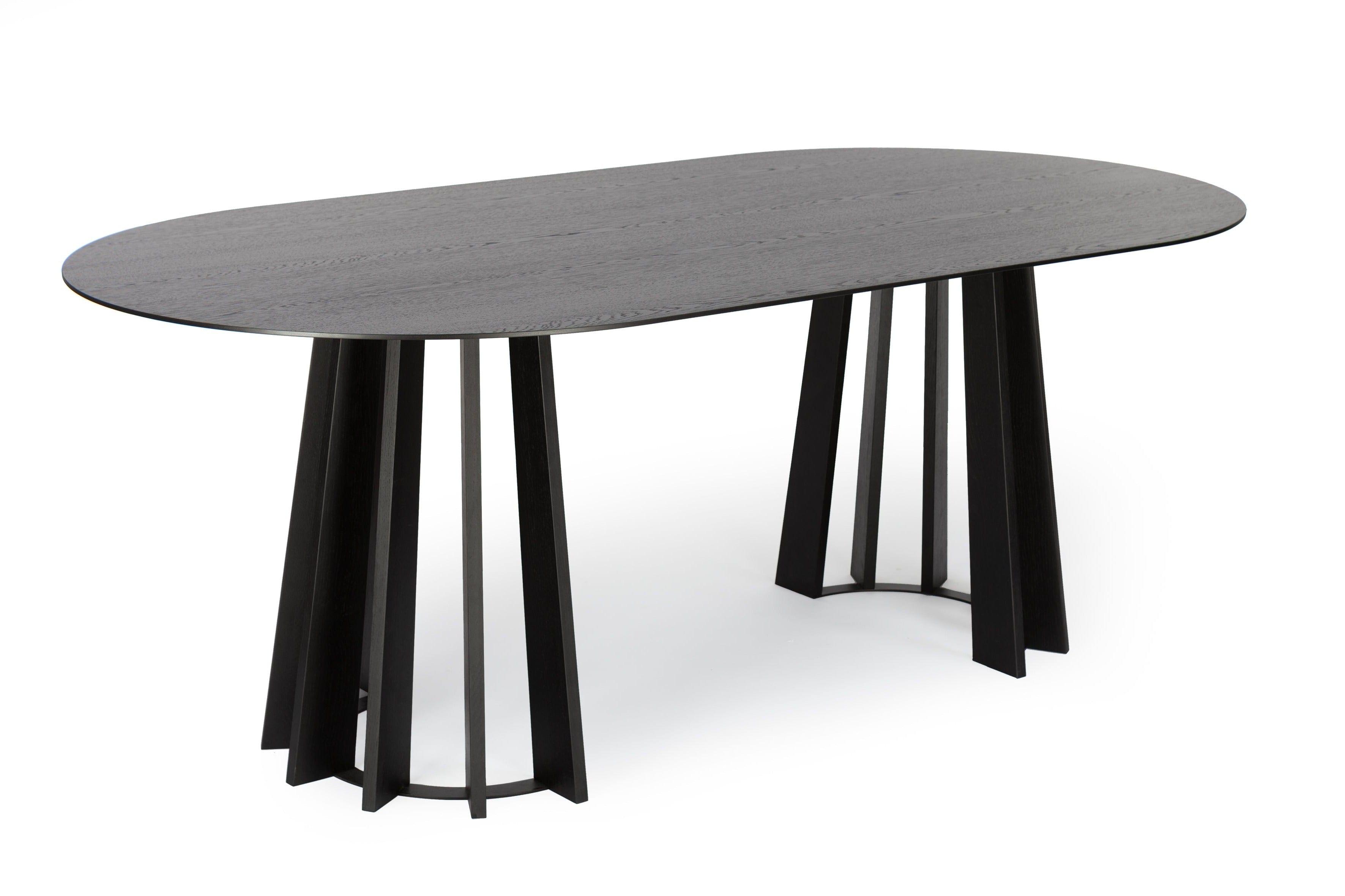 Stół TAVLE OVAL czarny dąb Nordifra Eye on Design