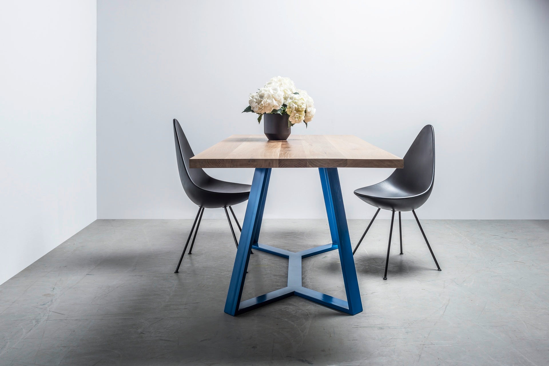 Y oak table top with blue steel base