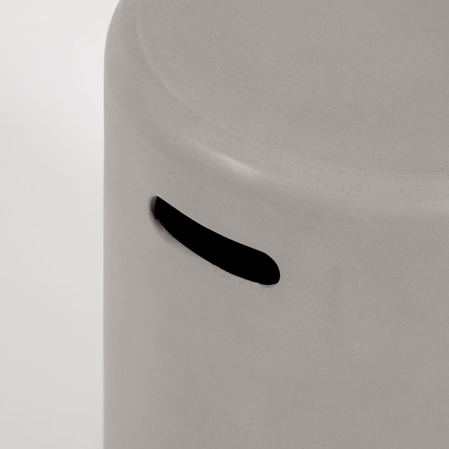 Stołek ogrodowy z cementu TAIMI szary La Forma Eye on Design