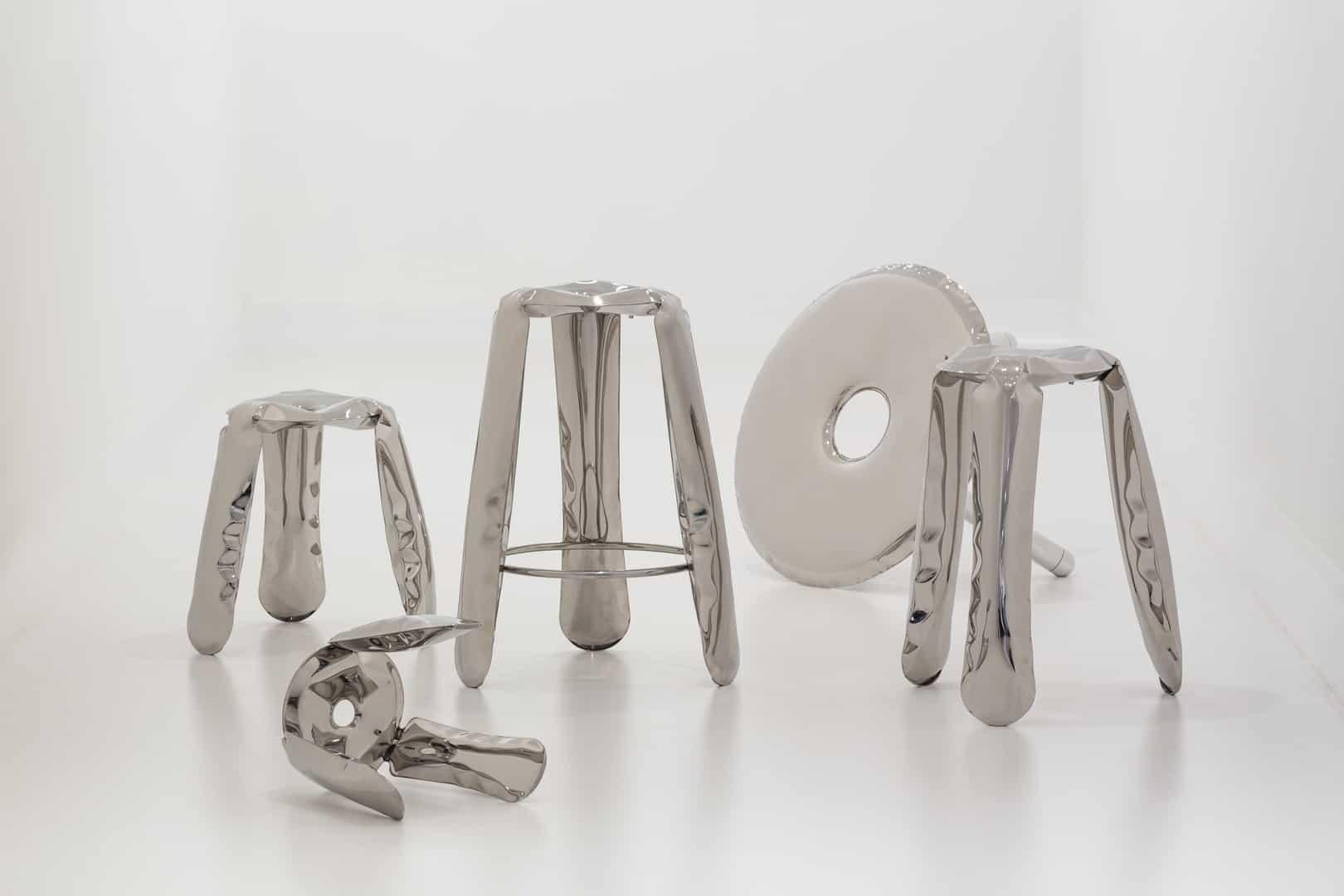 Stołek PLOPP niebieski szary mat Zieta Studio Eye on Design