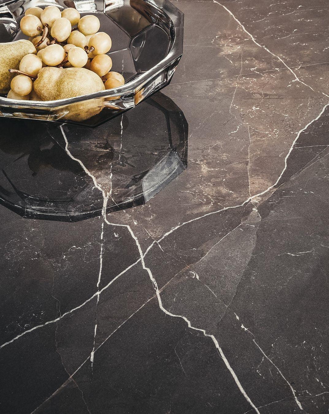 Stolik boczny MUSHROOM orzechowa podstawa Calligaris Eye on Design