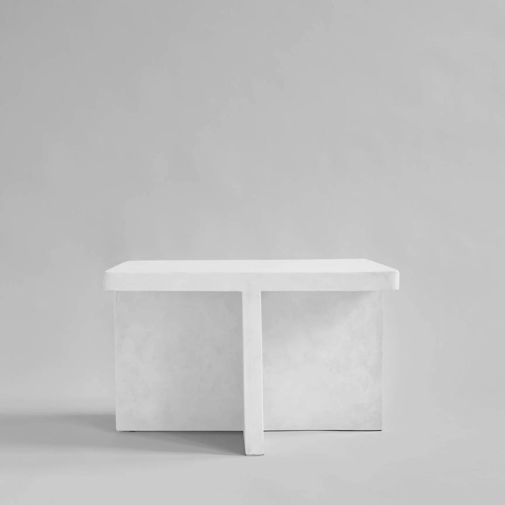 Stolik kawowy BRUTUS biały 101 Copenhagen Eye on Design