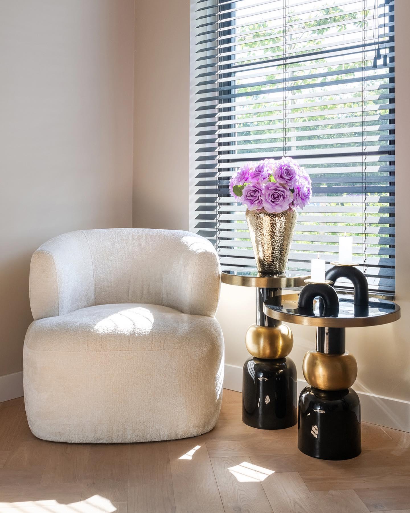 Stolik kawowy MOSE czarny ze złotym Richmond Interiors Eye on Design