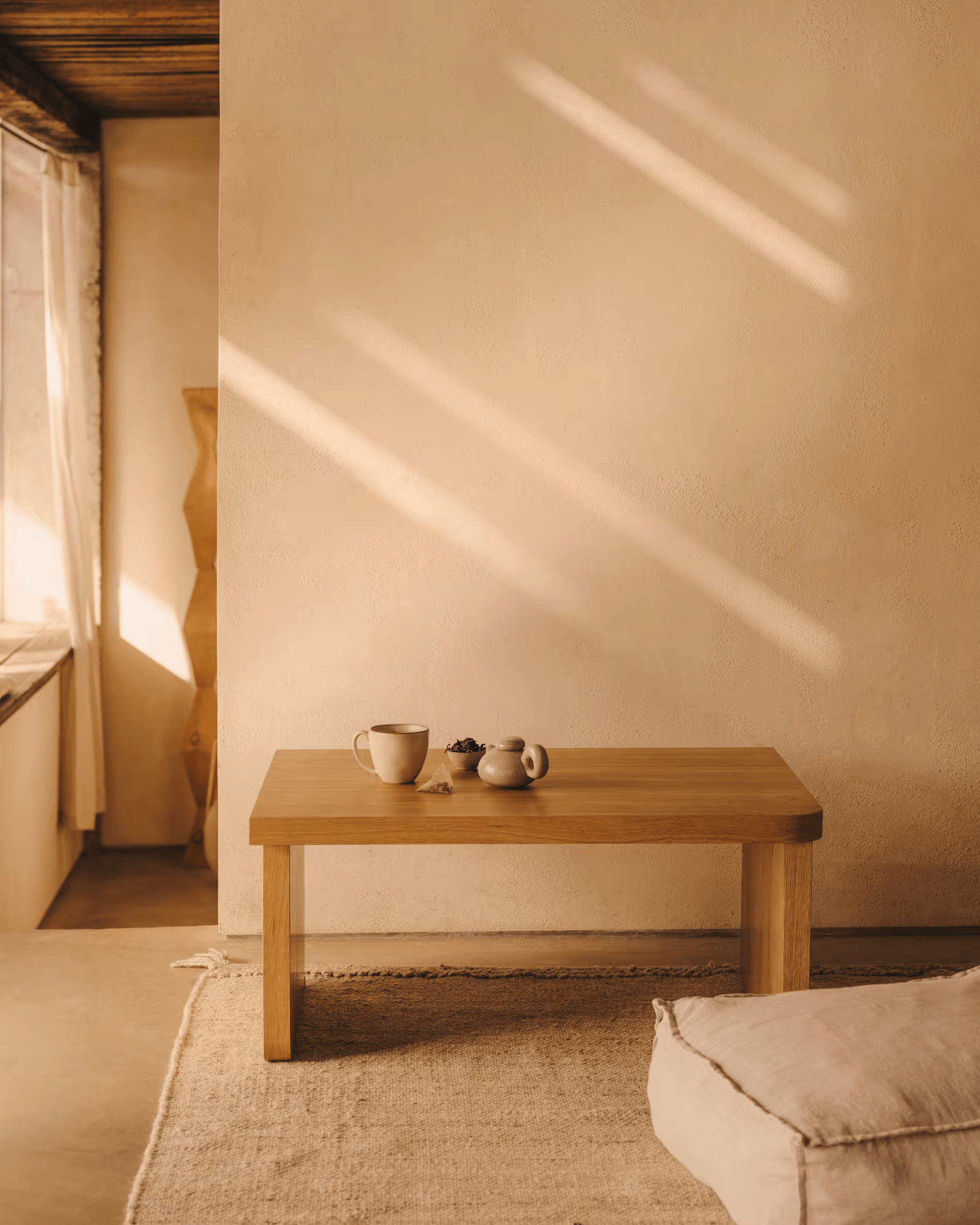 Stolik kawowy OAQ fornir dębowy La Forma Eye on Design
