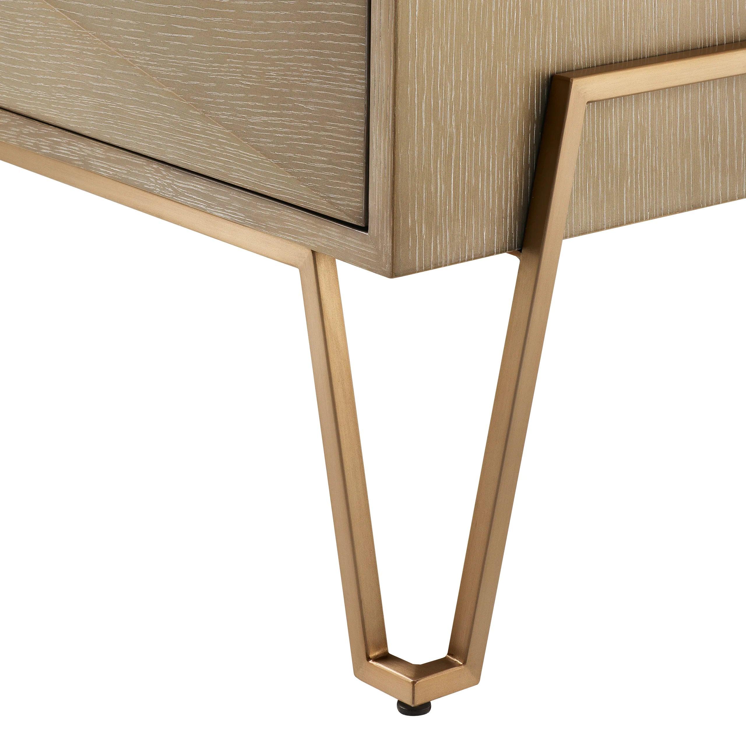 Stolik nocny HIGHLAND fornir dębowy z mosiądzem Eichholtz Eye on Design