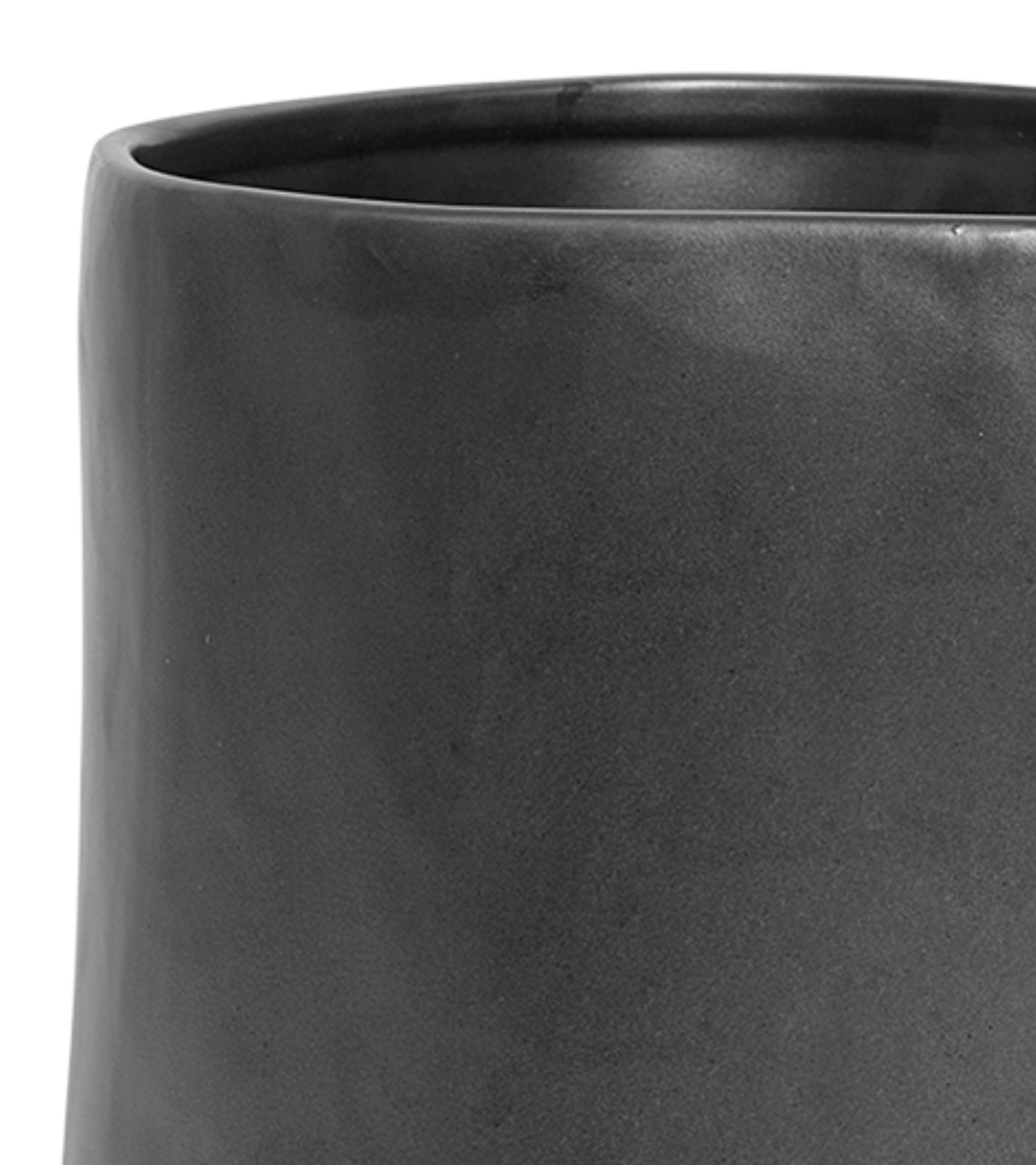 ESCA pot in black