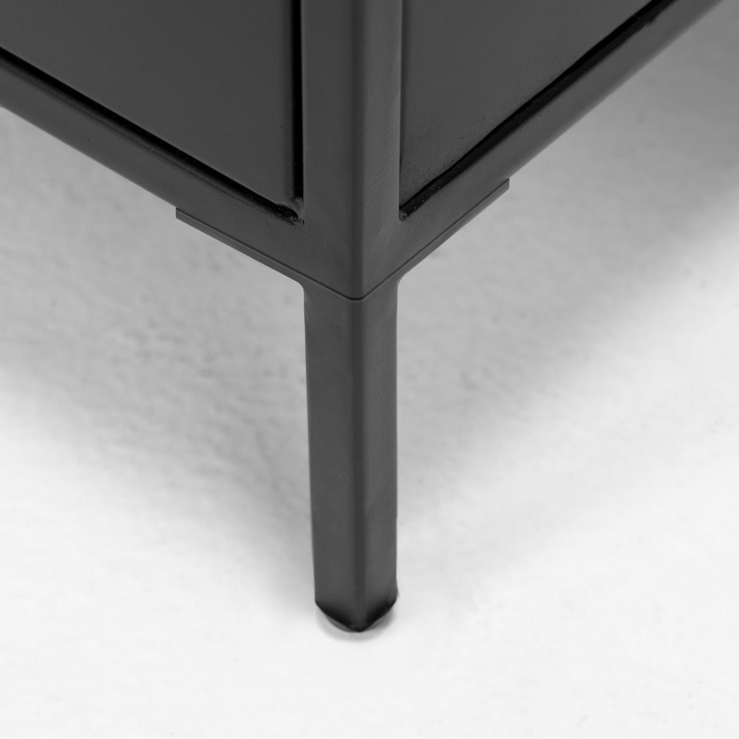 Szafka RTV SHANTAY czarny La Forma Eye on Design