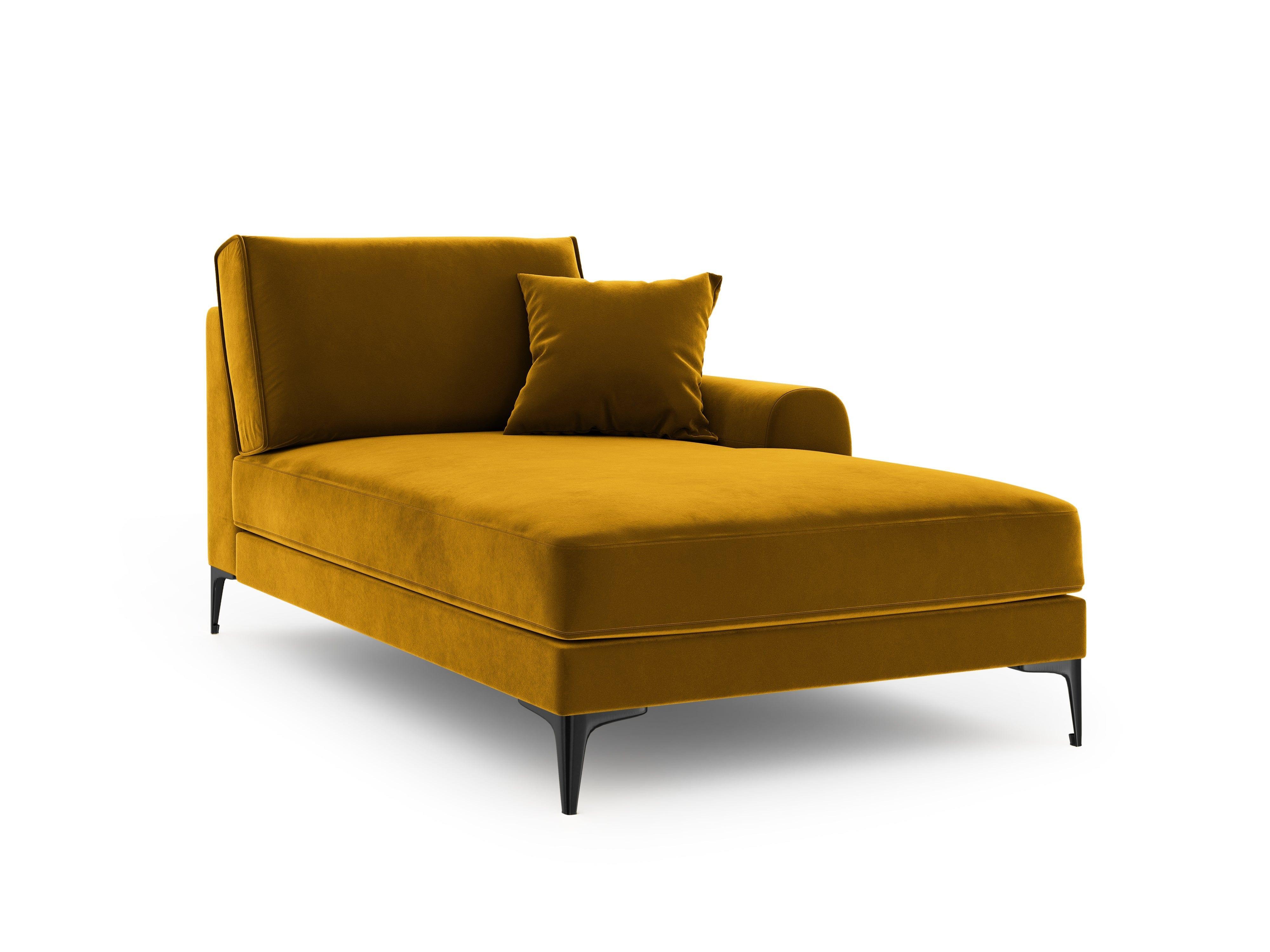 Szezlong aksamitny prawostronny MADARA musztardowy z czarną podstawą Mazzini Sofas Eye on Design