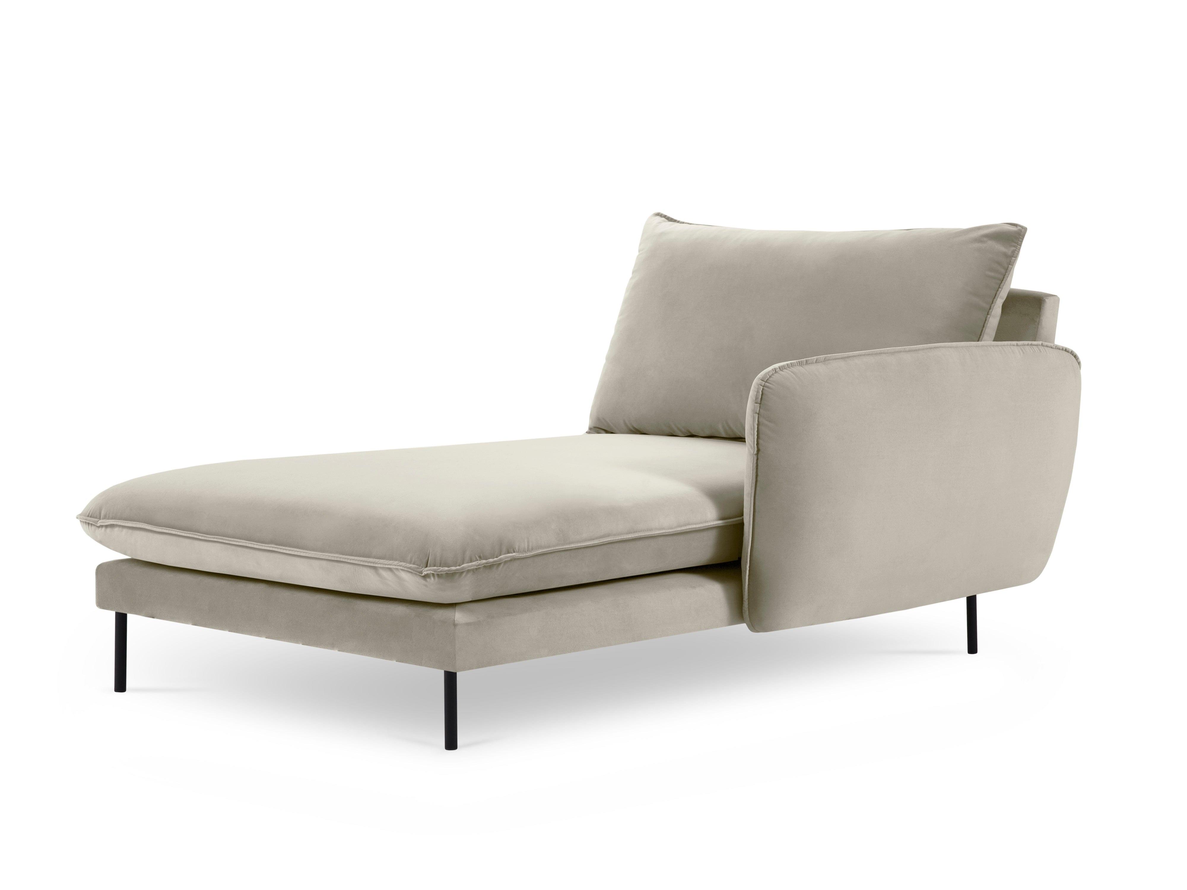 Szezlong aksamitny prawostronny VIENNA beżowy z czarną podstawą Cosmopolitan Design Eye on Design