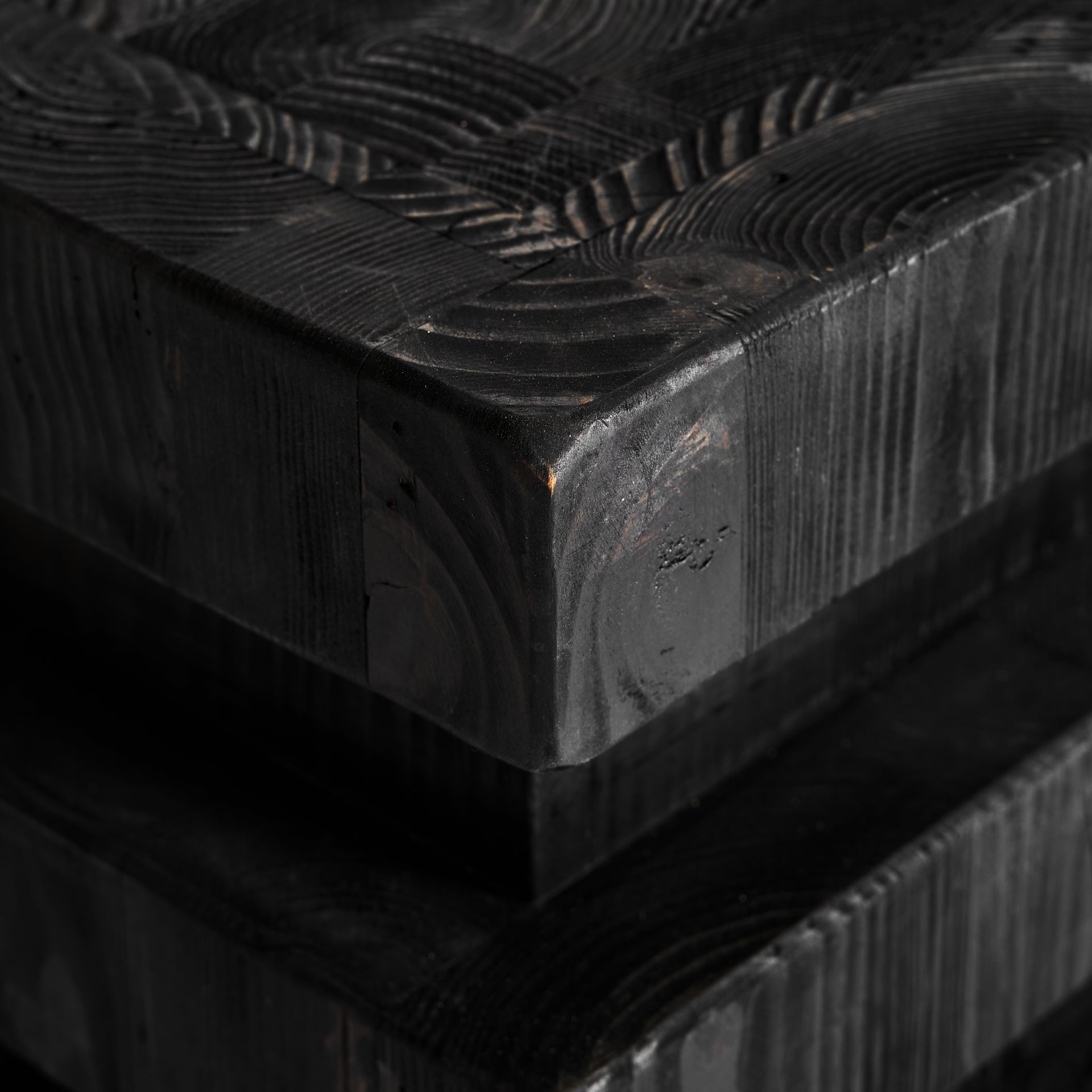 VIEVY Stool in Recycled Black Pine Wood