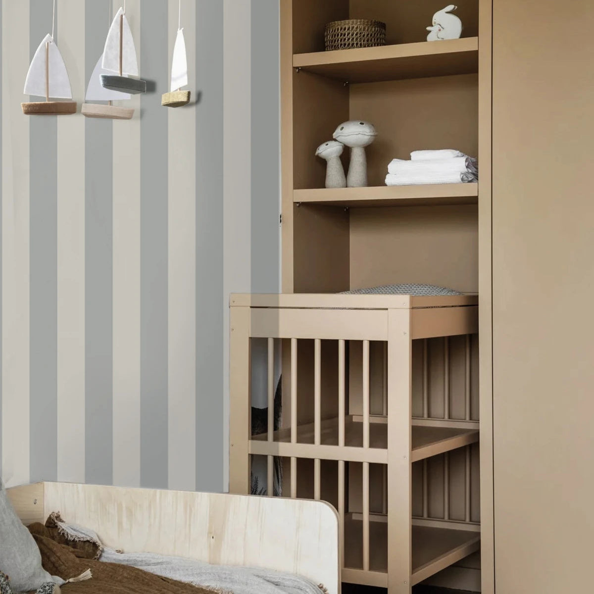 Non-woven wallpaper BOLD STRIPE STORM muted blue