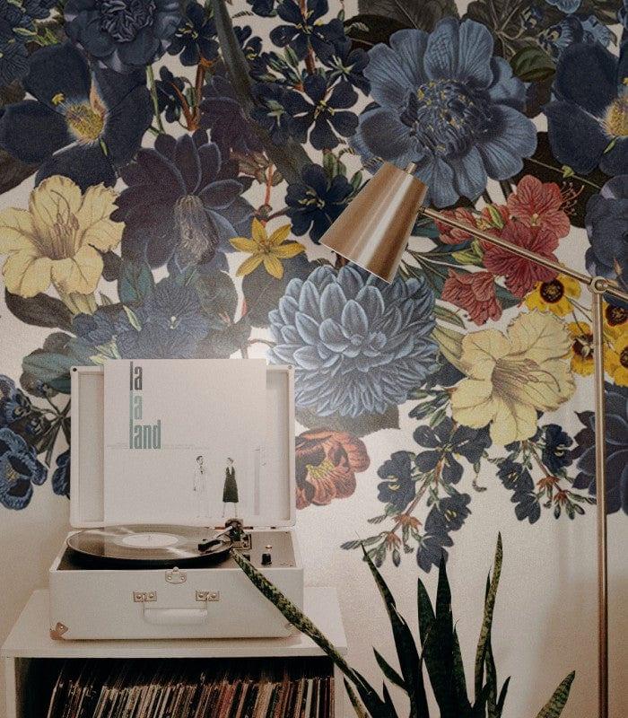 Tapeta FLOWERY HOME WIDE Wallcolors Eye on Design
