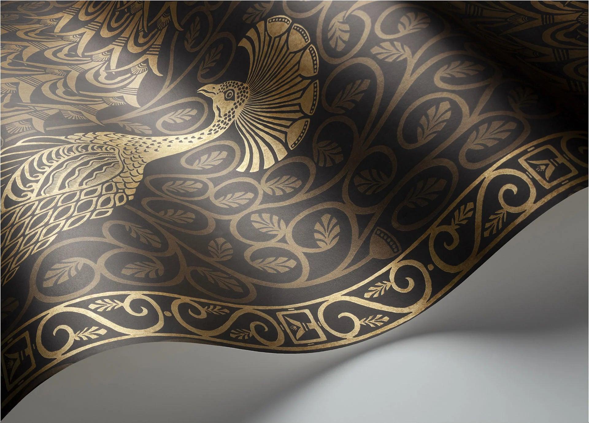 Tapeta THE PEARWOOD COLLECTION - Pavo Parade złoto na czerni Cole & Son Eye on Design