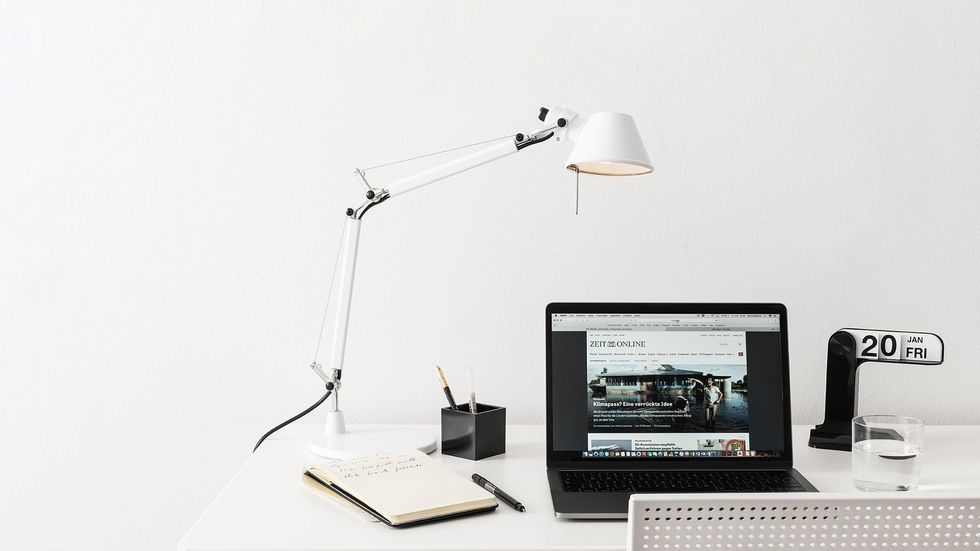 Adjustable Desk Lamp TOLOMEO MICRO Matte White