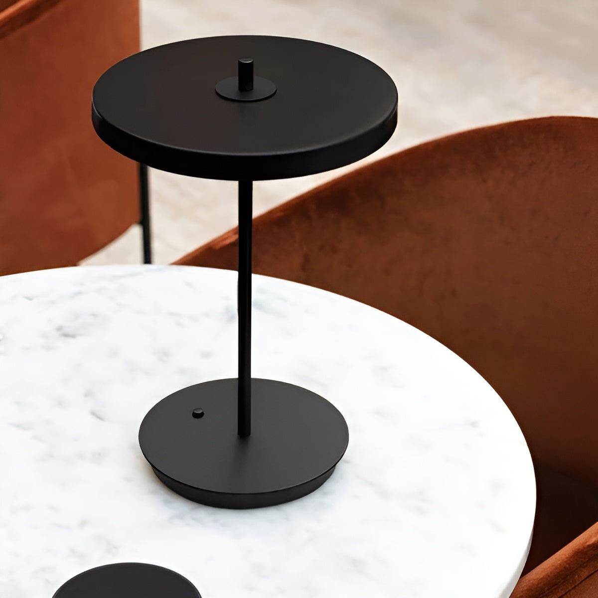 ASTERIA black table lamp