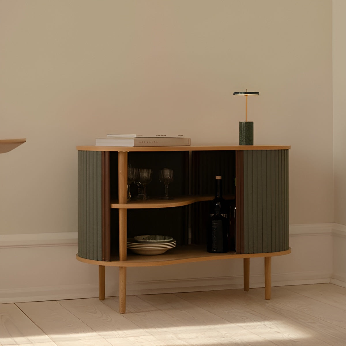 AUDACIOUS green chest of drawers with oak