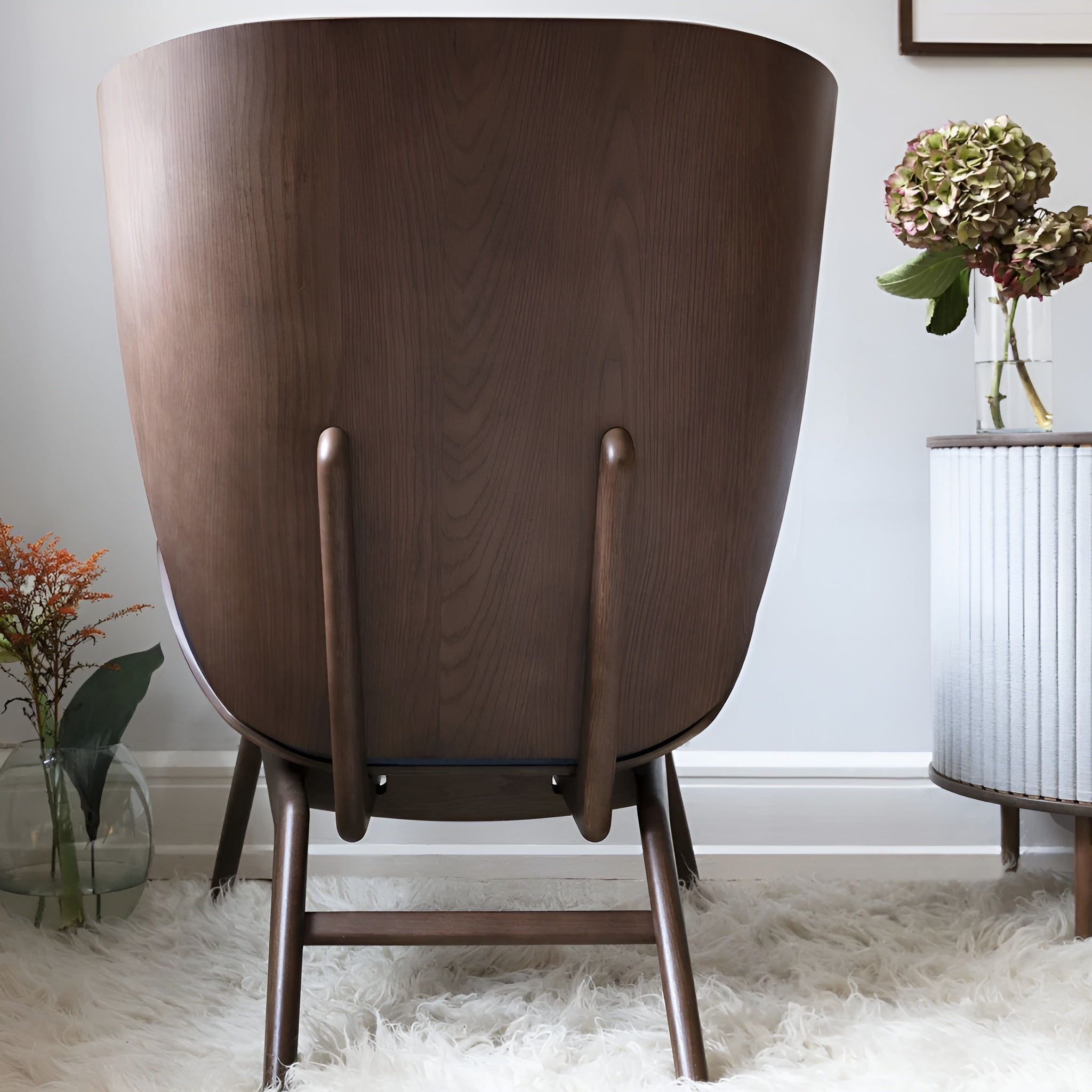 READER armchair brown leather with dark oak base