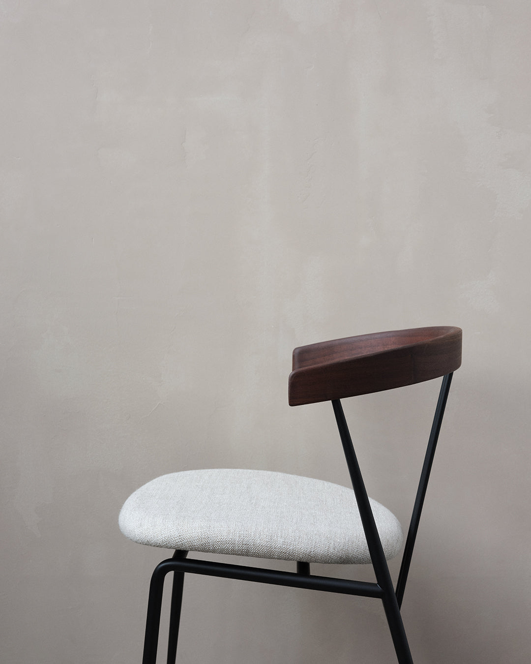 Upholstered Chair VIOLIN Oil-Finished Oak Wood