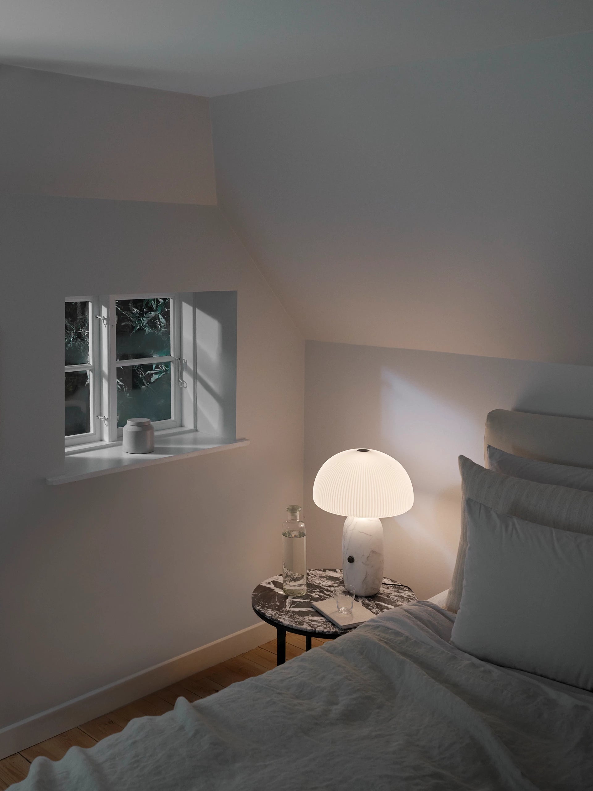 Sculpture Table Lamp White Marble