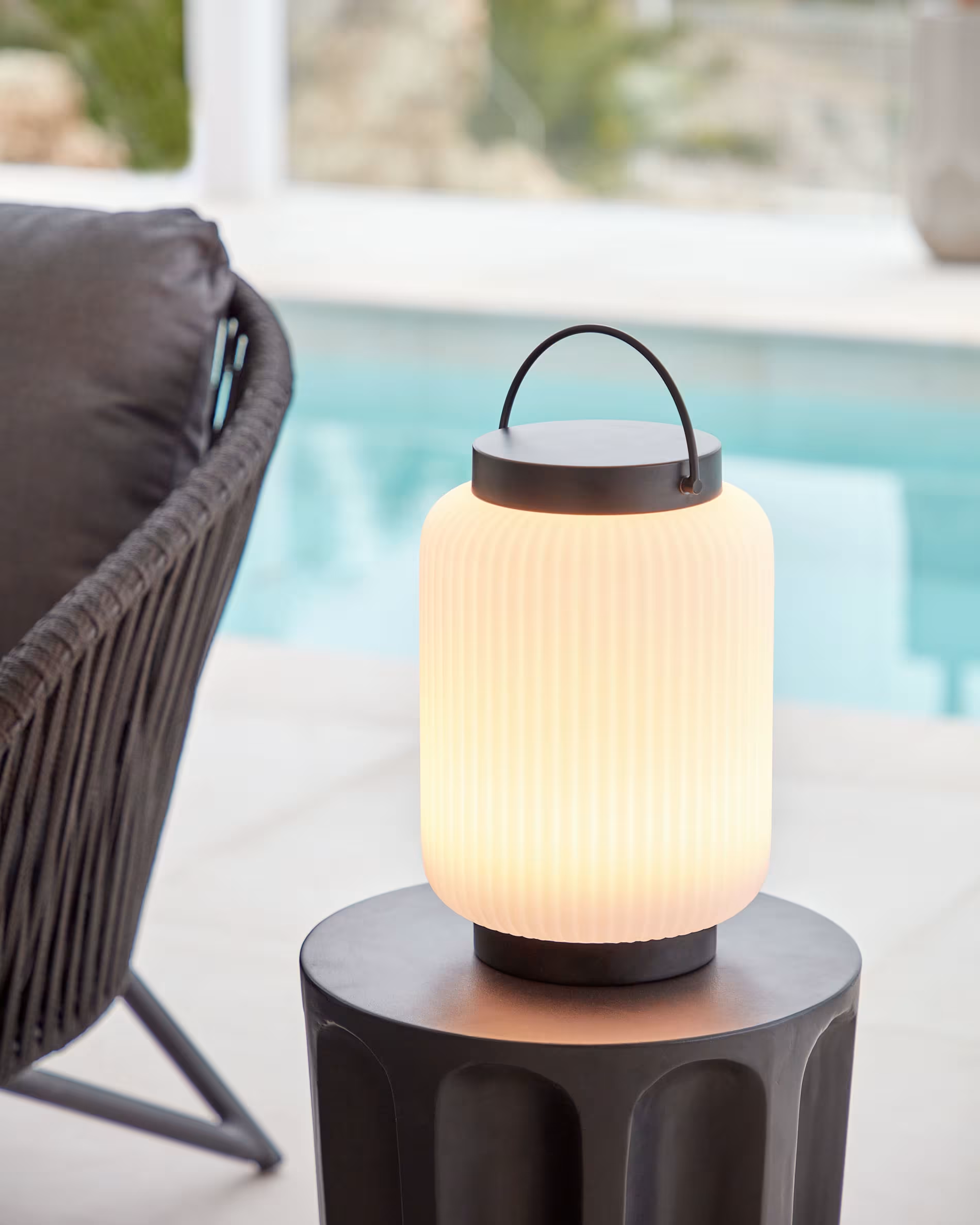 Lampa akumulatorowa VERONA czarny La Forma Eye on Design