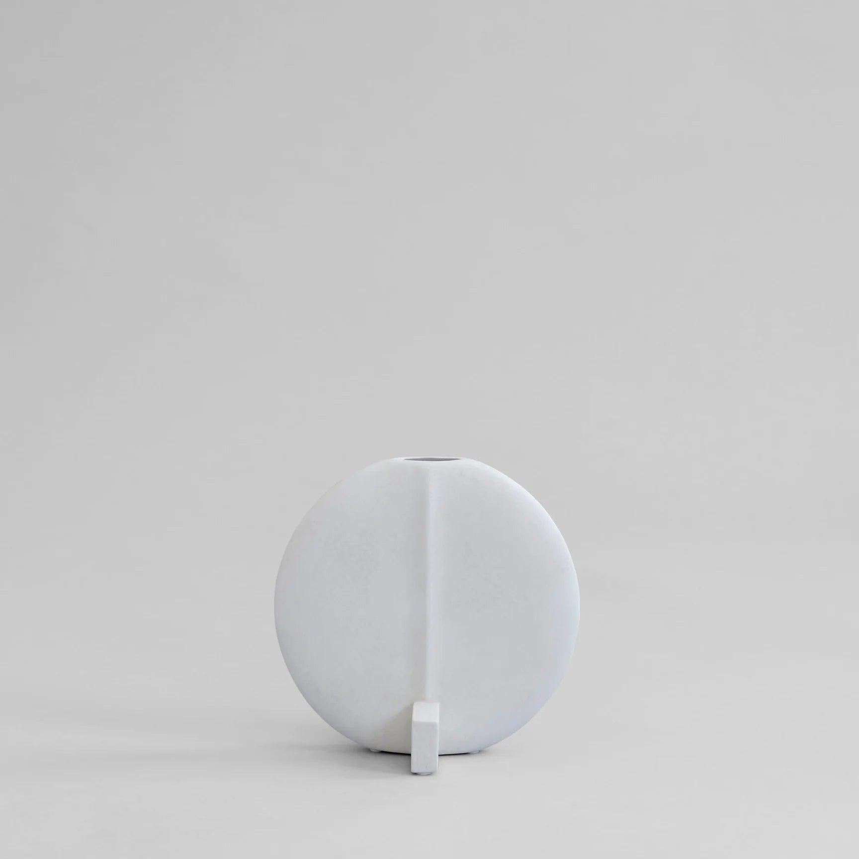 Wazon GUGGENHEIMA biały 101 Copenhagen Eye on Design