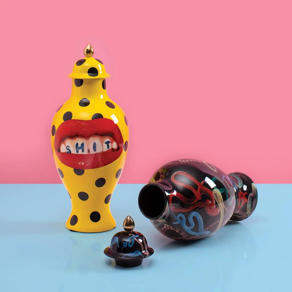 Wazon HANDS WITH SNAKES czarny Seletti Eye on Design