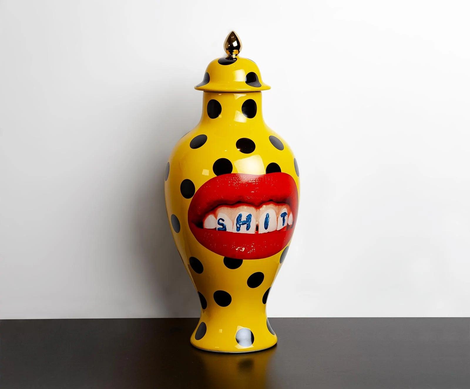 Wazon HANDS WITH SNAKES czarny Seletti Eye on Design