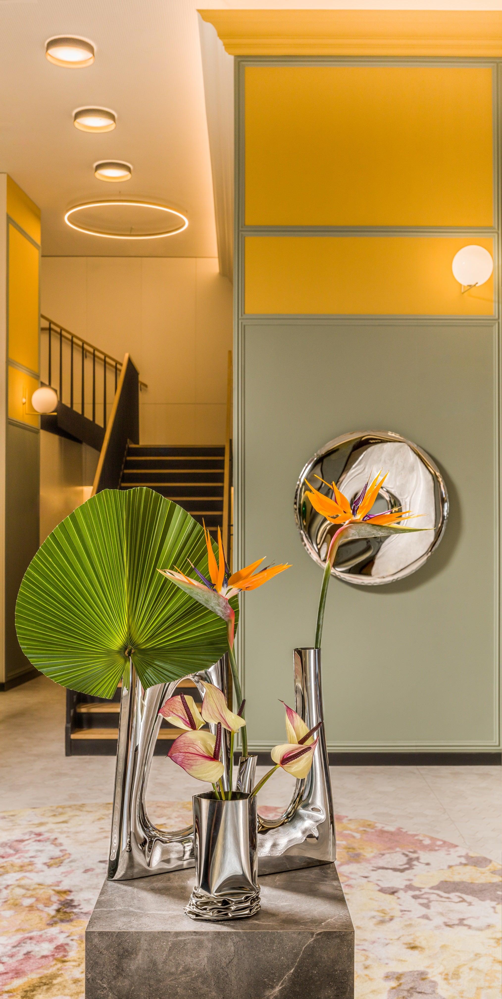 Wazon KARAVA inox Zieta Studio Eye on Design