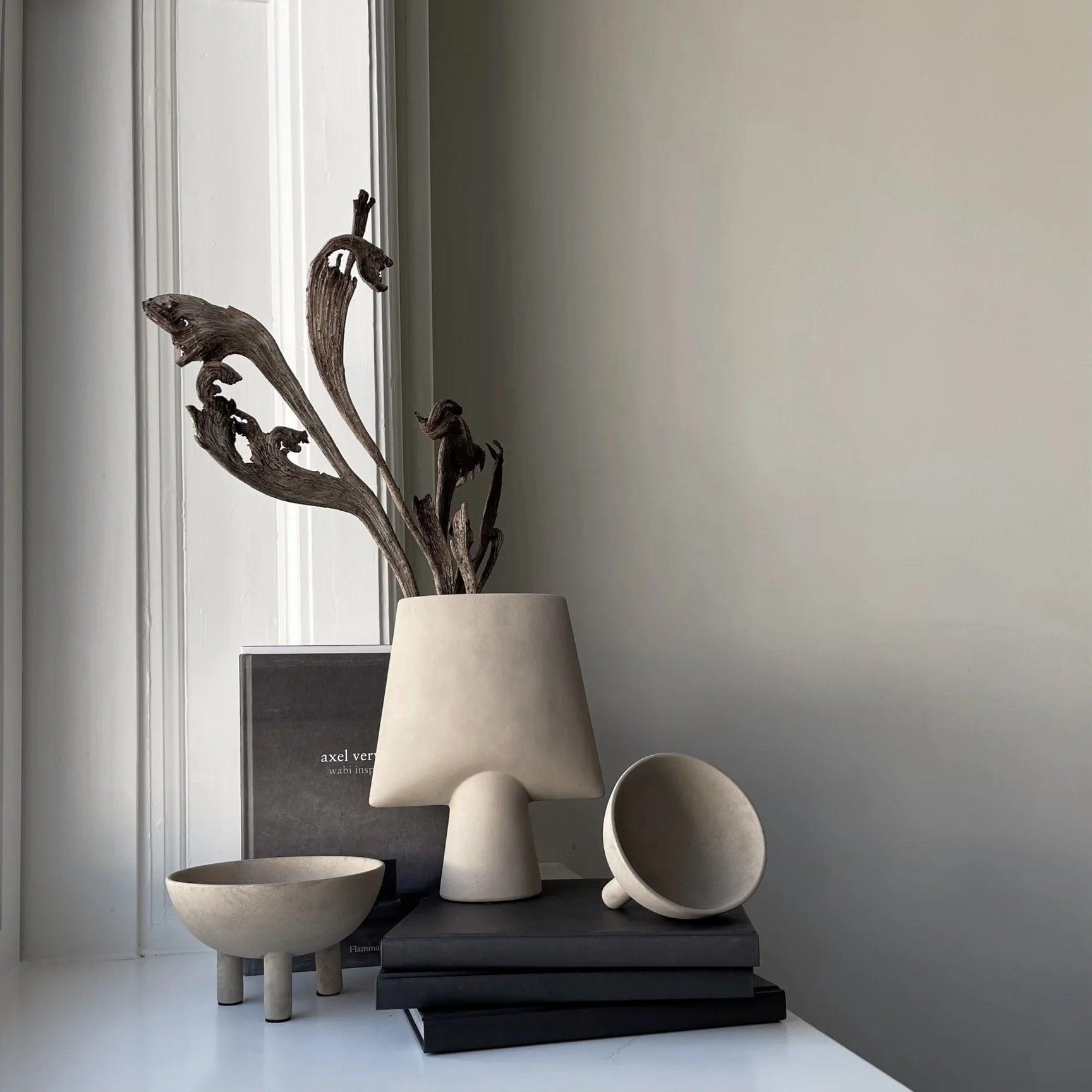 Wazon SPHERE SQUARE piaskowy 101 Copenhagen Eye on Design
