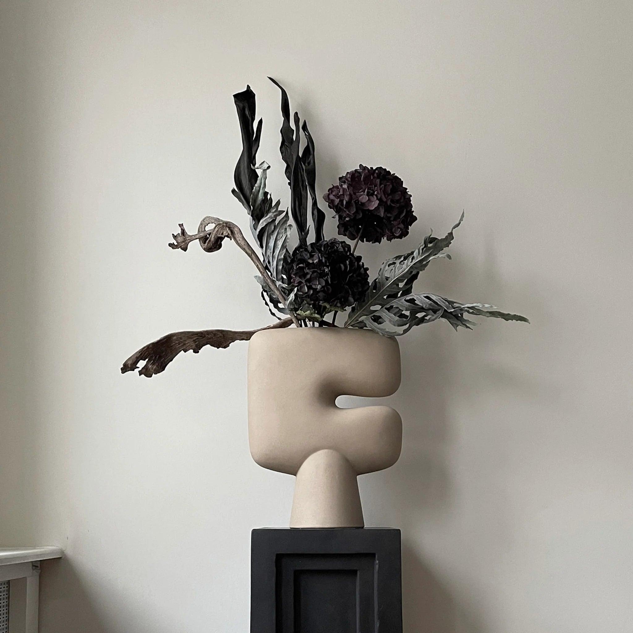 Wazon TRIBAL piaskowy 101 Copenhagen Eye on Design