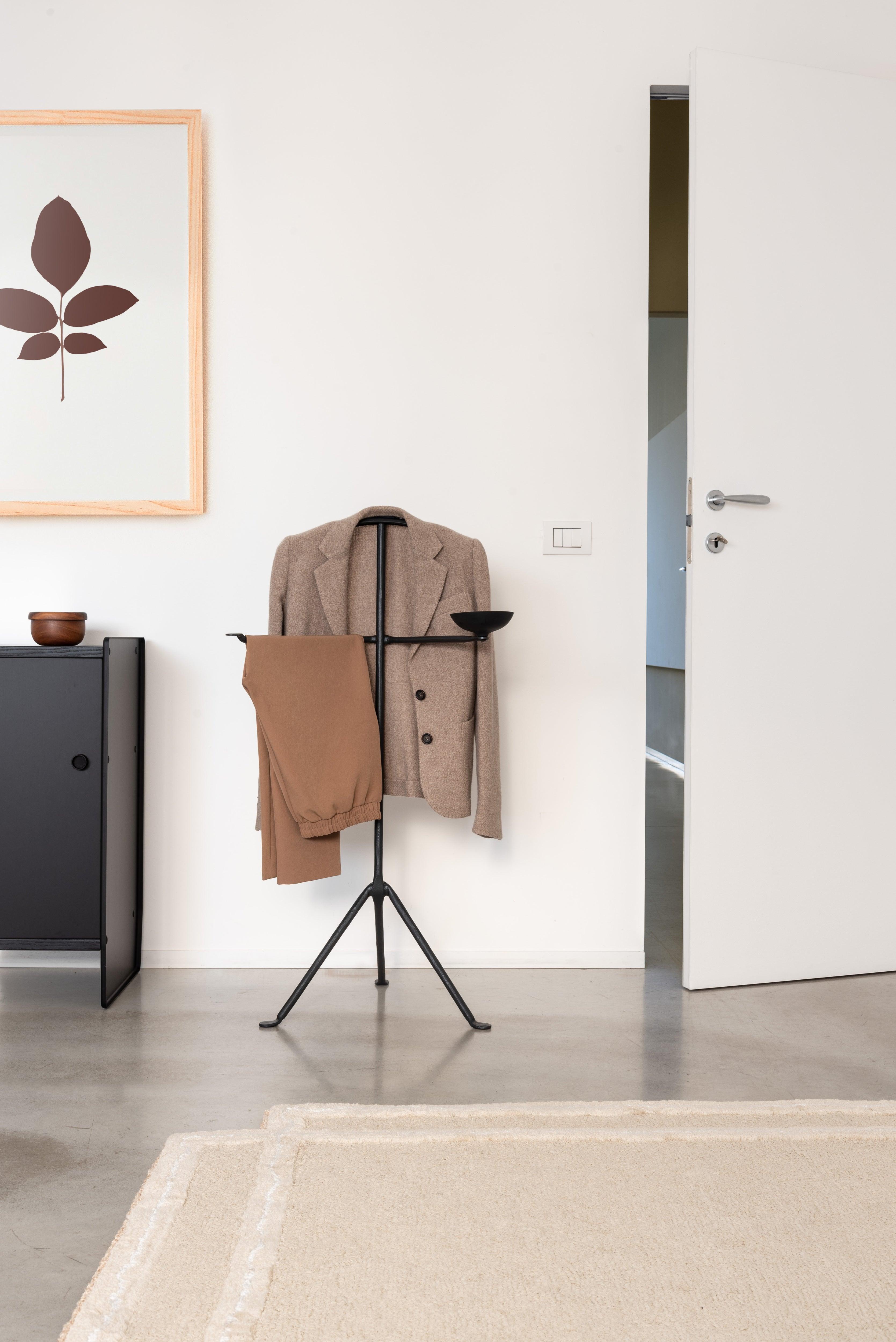 Wieszak OFFICINA czarny Magis Eye on Design