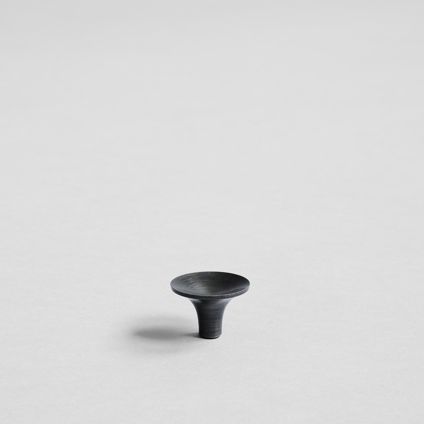 HIHAT metal knobs black-brown