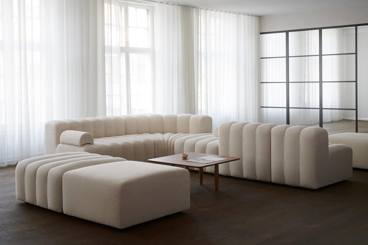 Zestaw wypoczynkowy modułowy STUDIO boucle kremowy NORR11 Eye on Design