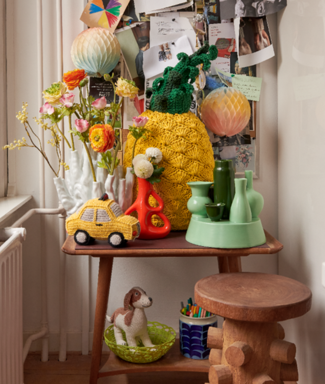 HONG KONG green vase