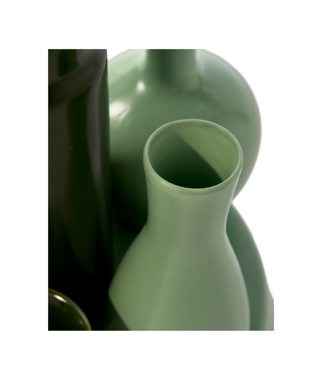 HONG KONG green vase