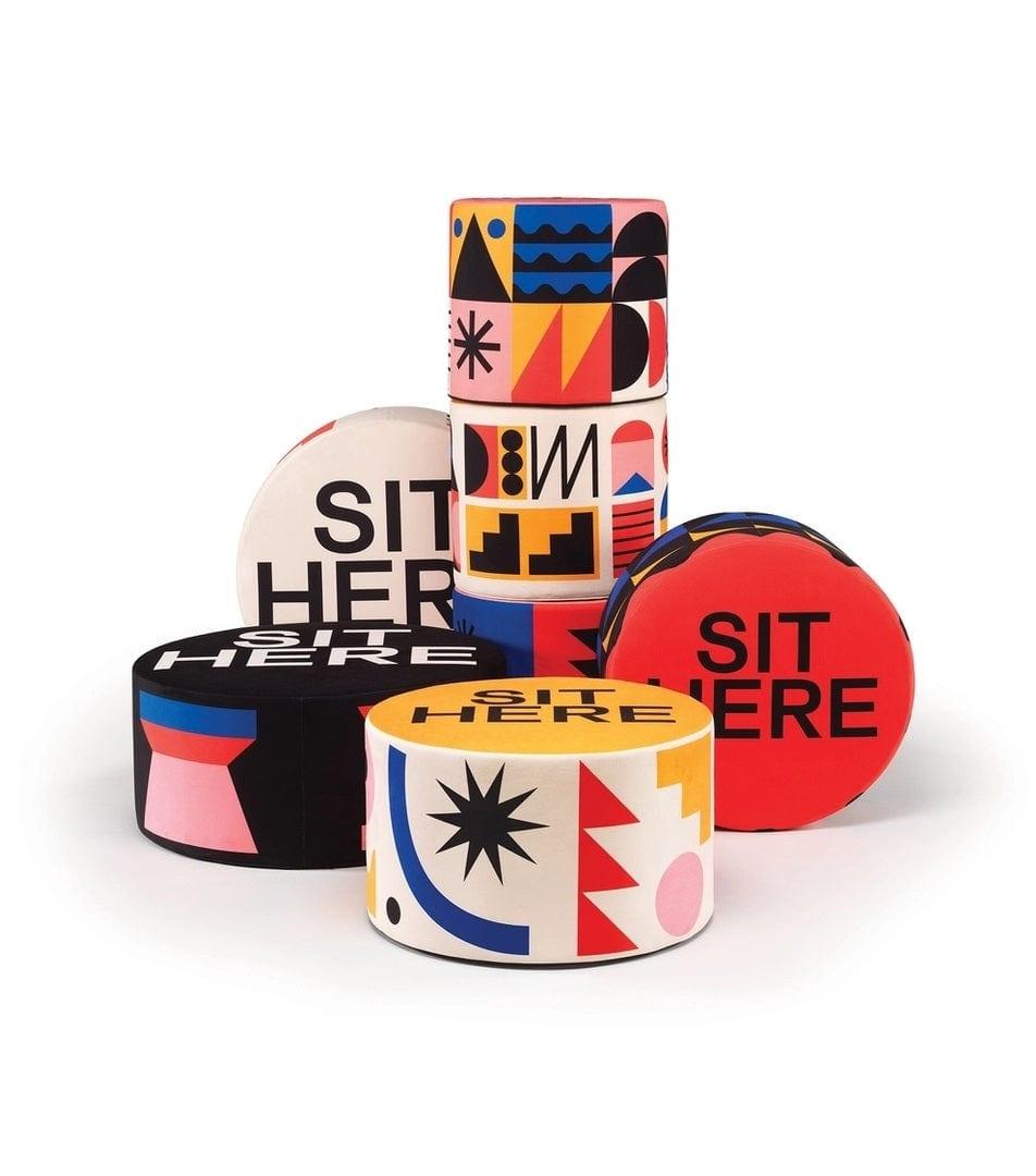Puf SIT HERE biały Qeeboo Eye on Design