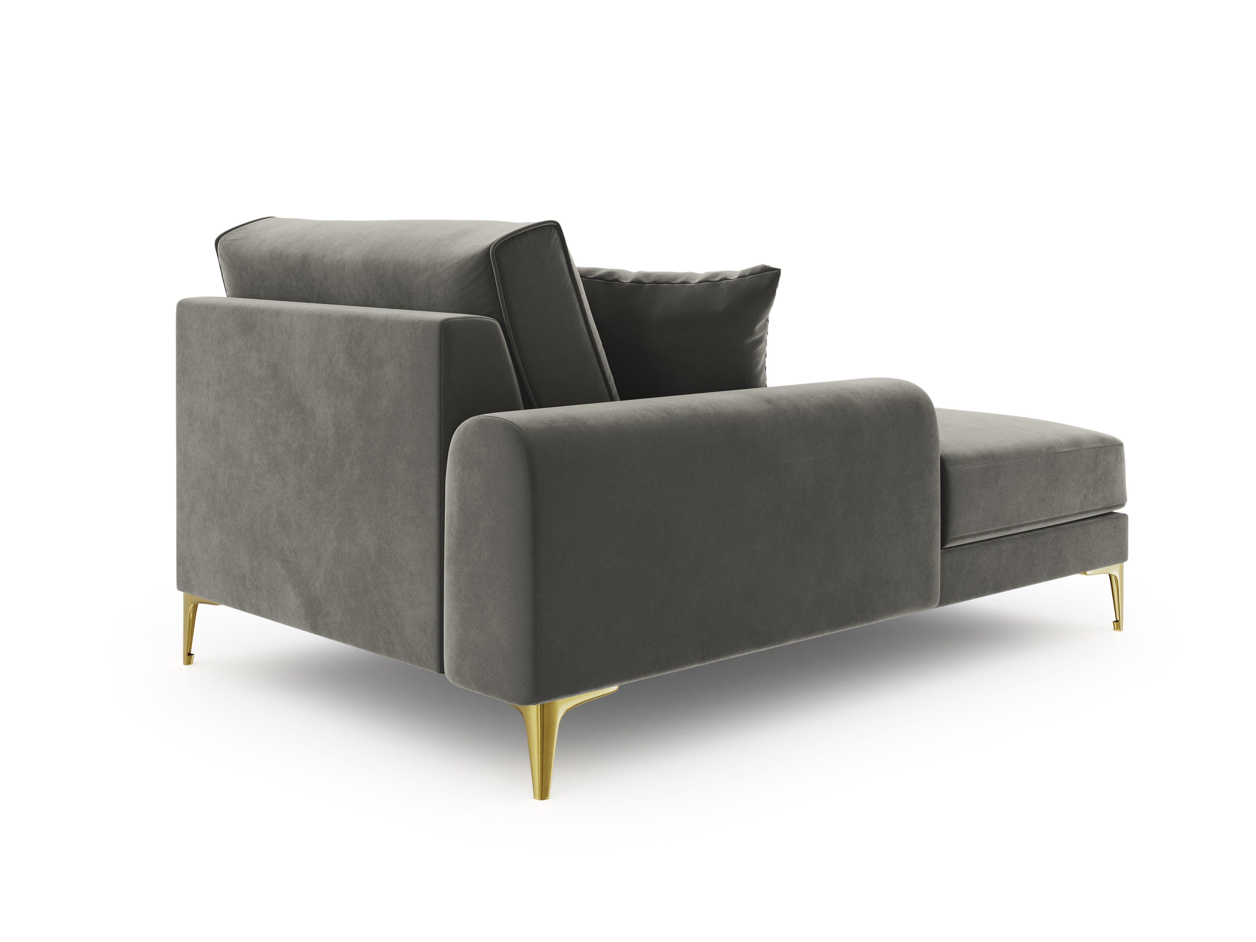 Szezlong aksamitny lewostronny MADARA szary ze złotą podstawą Mazzini Sofas Eye on Design