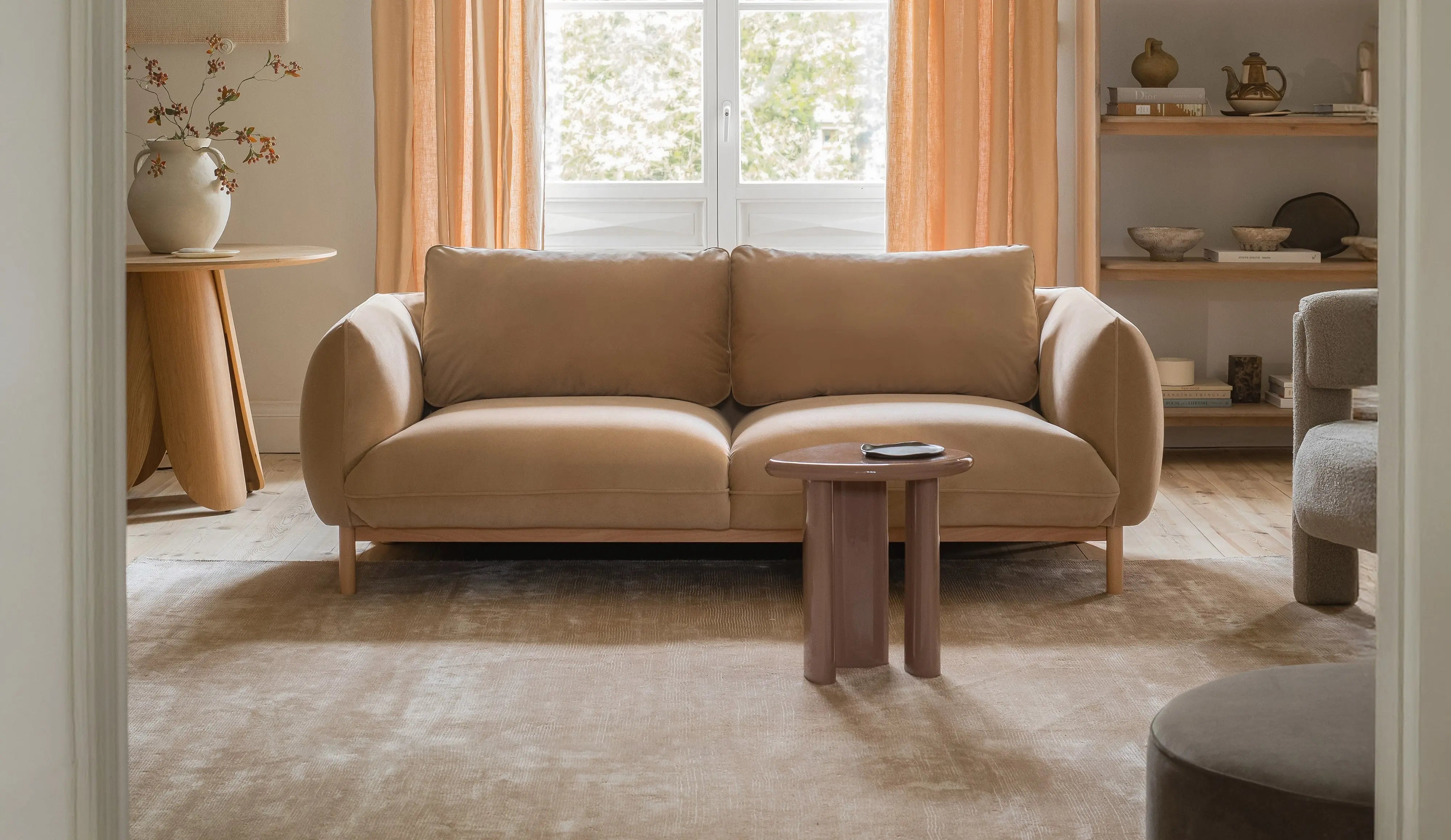 Sofa do pokoju młodzieżowego w nowoczesnej aranżacji