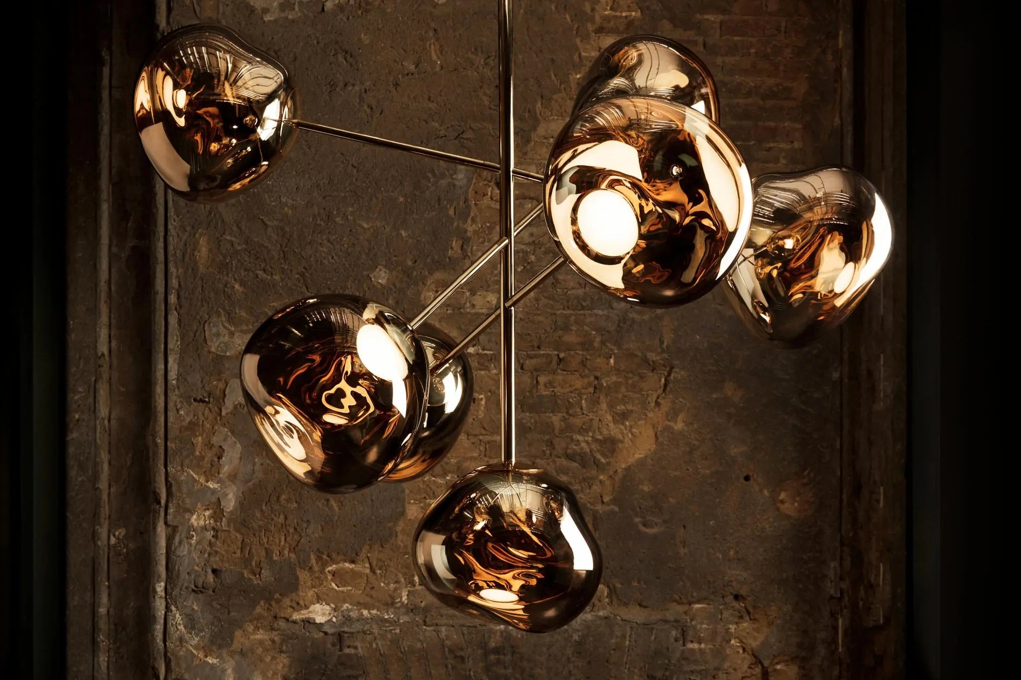 Meble i lampy Tom Dixon w aranżacji wnętrza