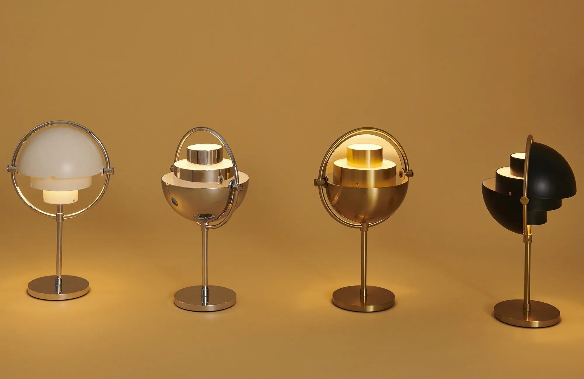 Lampa stołowa mosiężna w eleganckim wnętrzu
