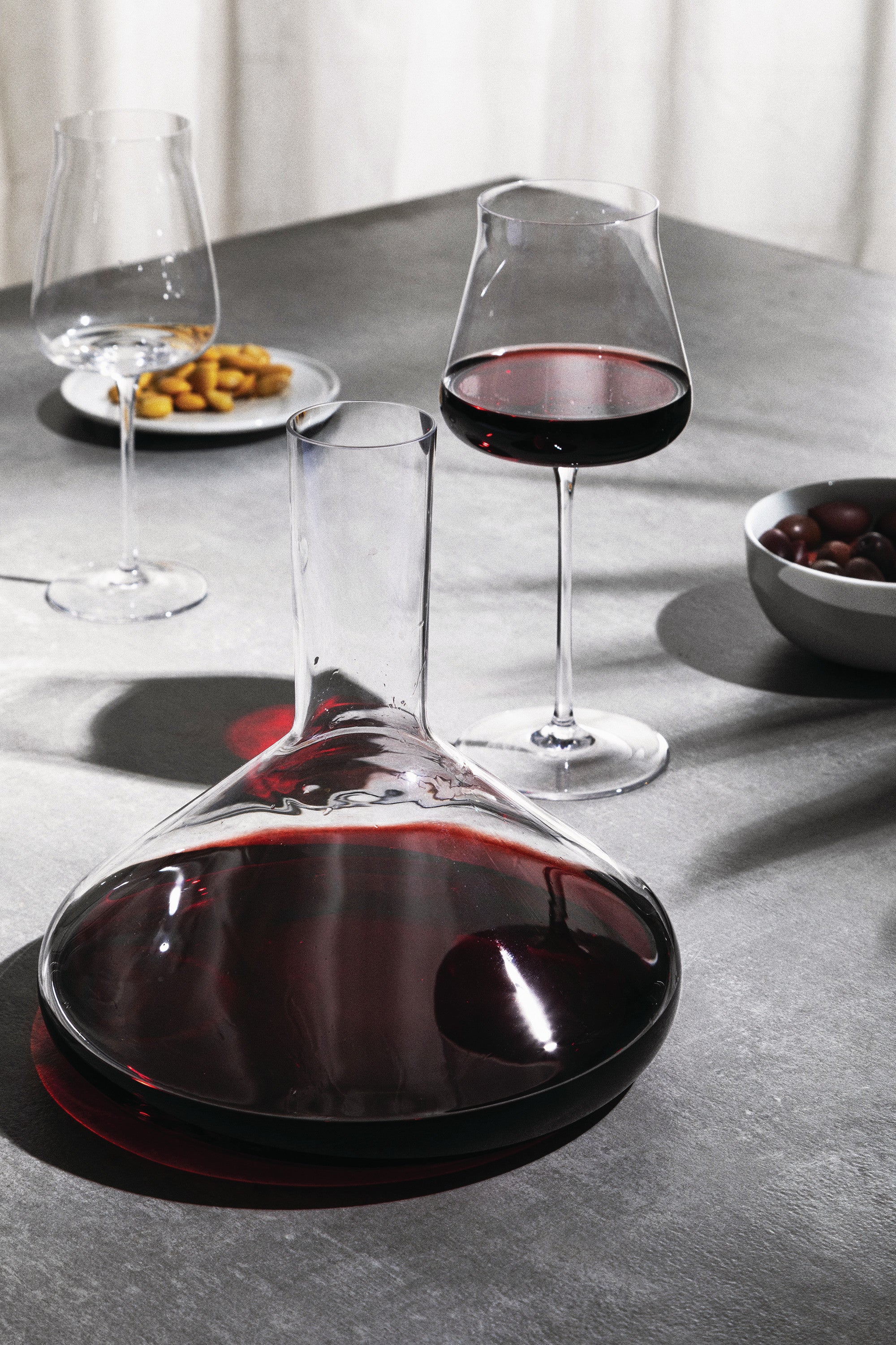 A glass for red wine eugenia crystal glass