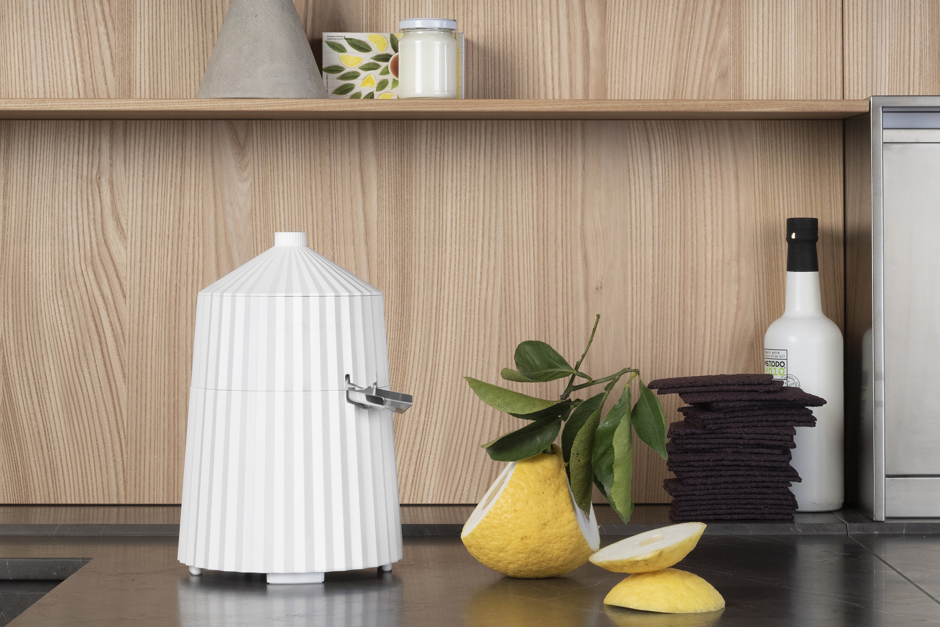 Plissé citrus juicer white