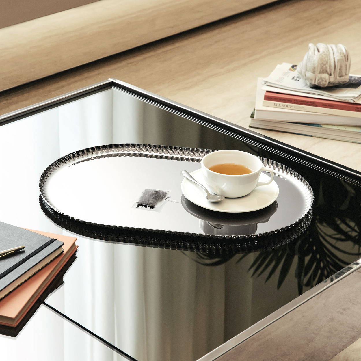 PLEATS Tray stainless steel