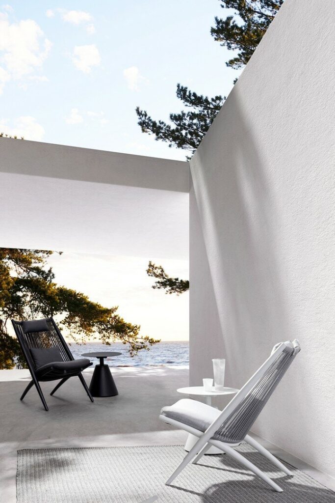ALOHA NEW Outdoor Armchair in Black