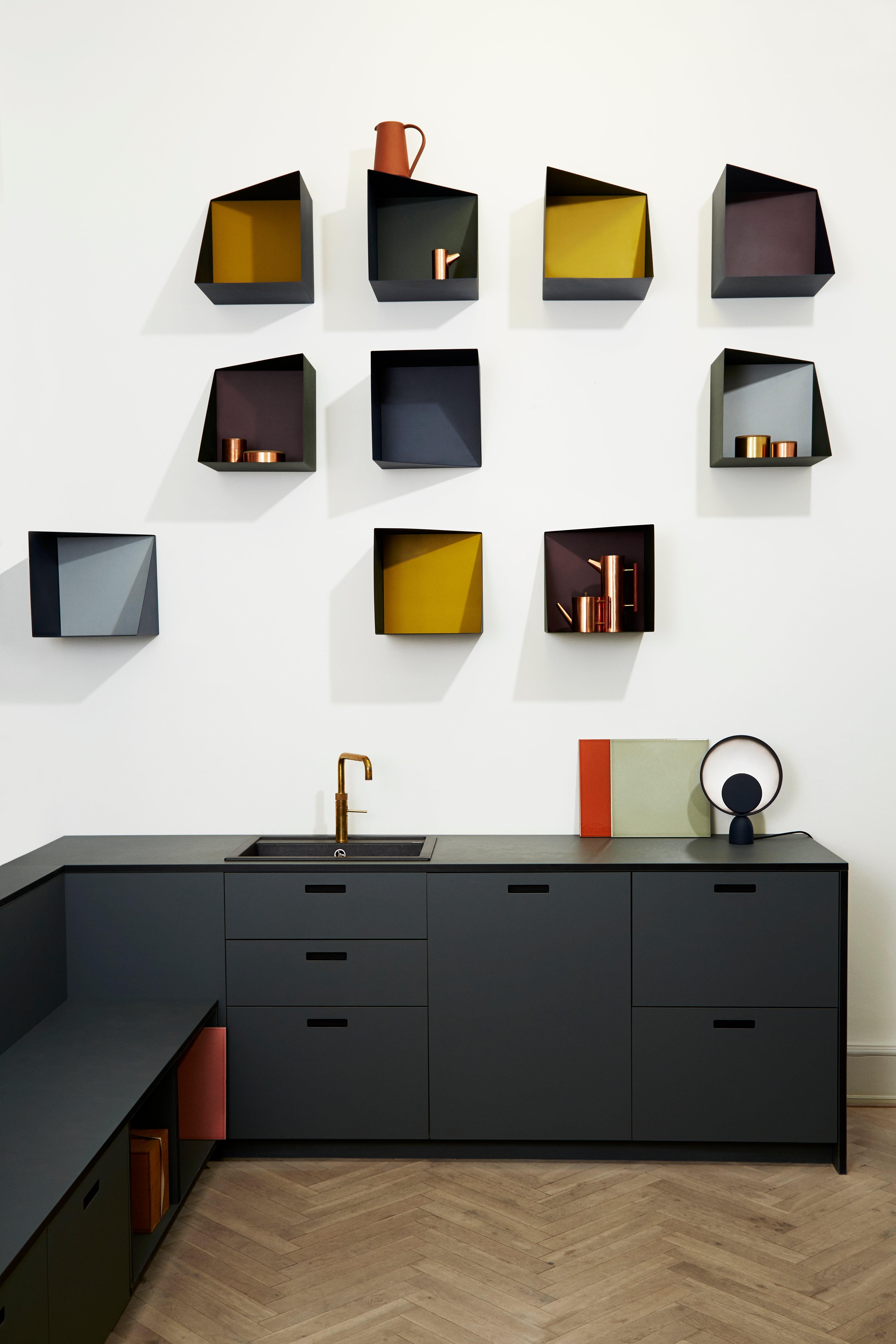 Wandregal WALL BOX grau