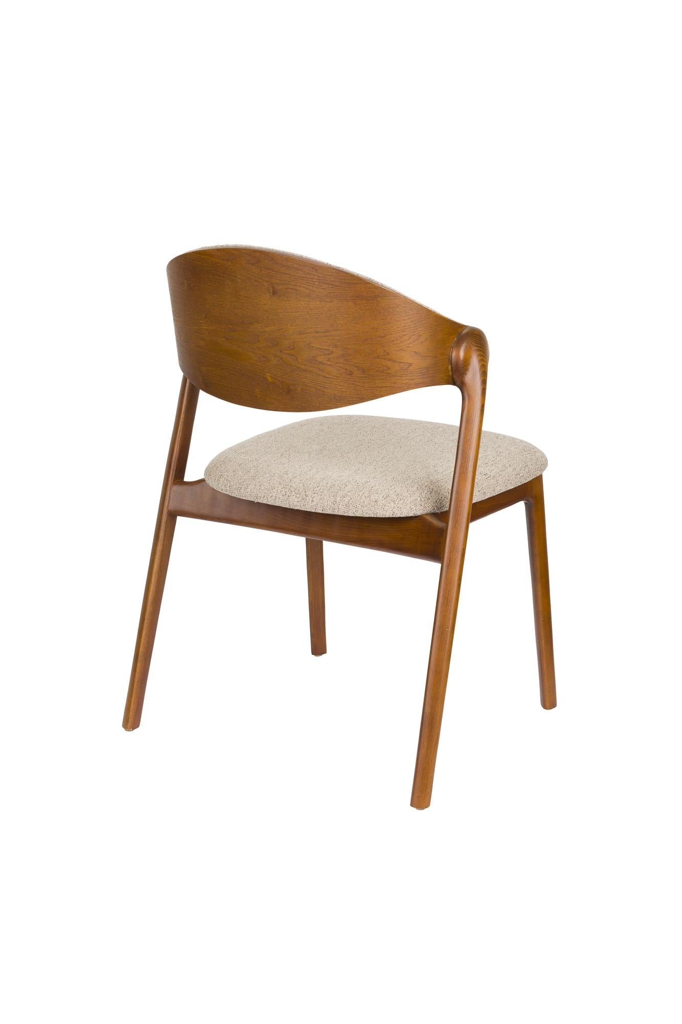 Babington beige chair with a wooden base