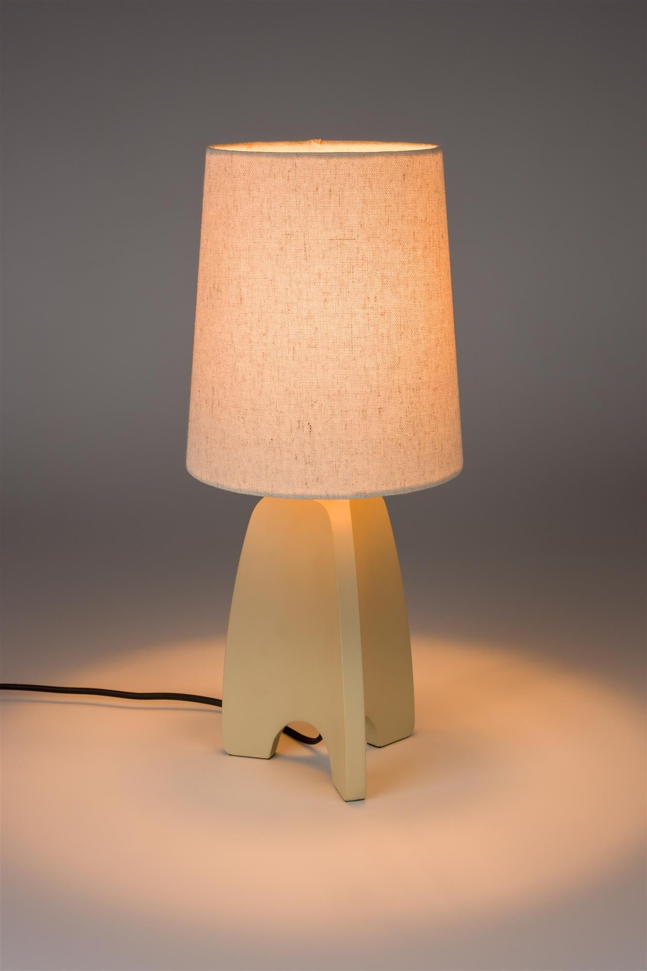 Saba beige table lamp