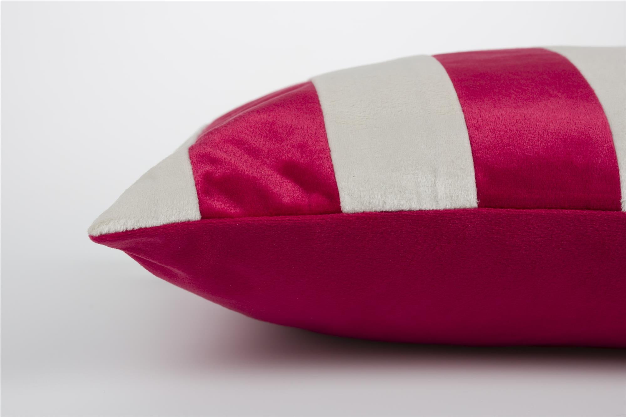 TAZ Cushion Red [Klaudia] [Julia spr]