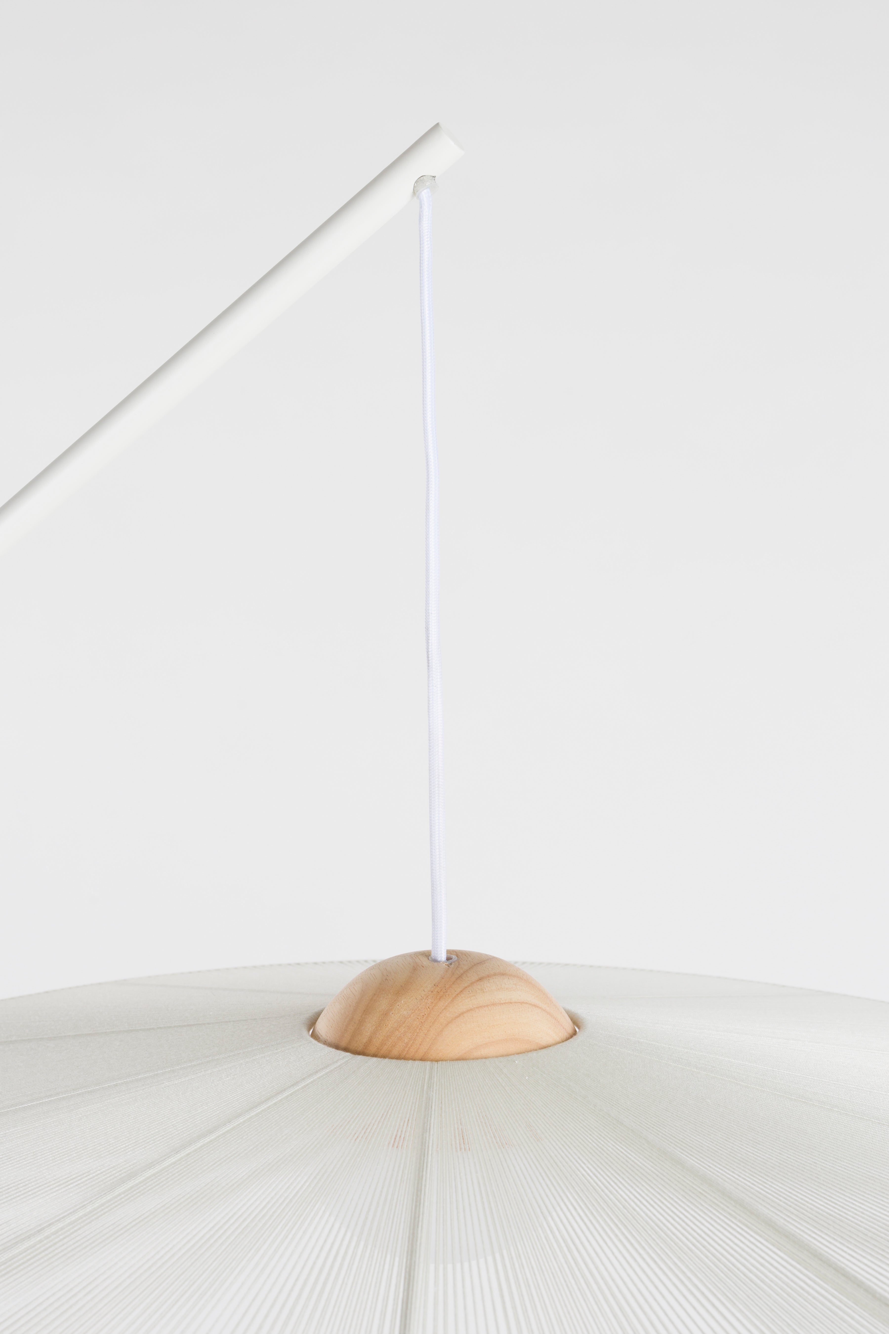 Stehlampe mit Ausleger BELLE gebrochenes Weiß