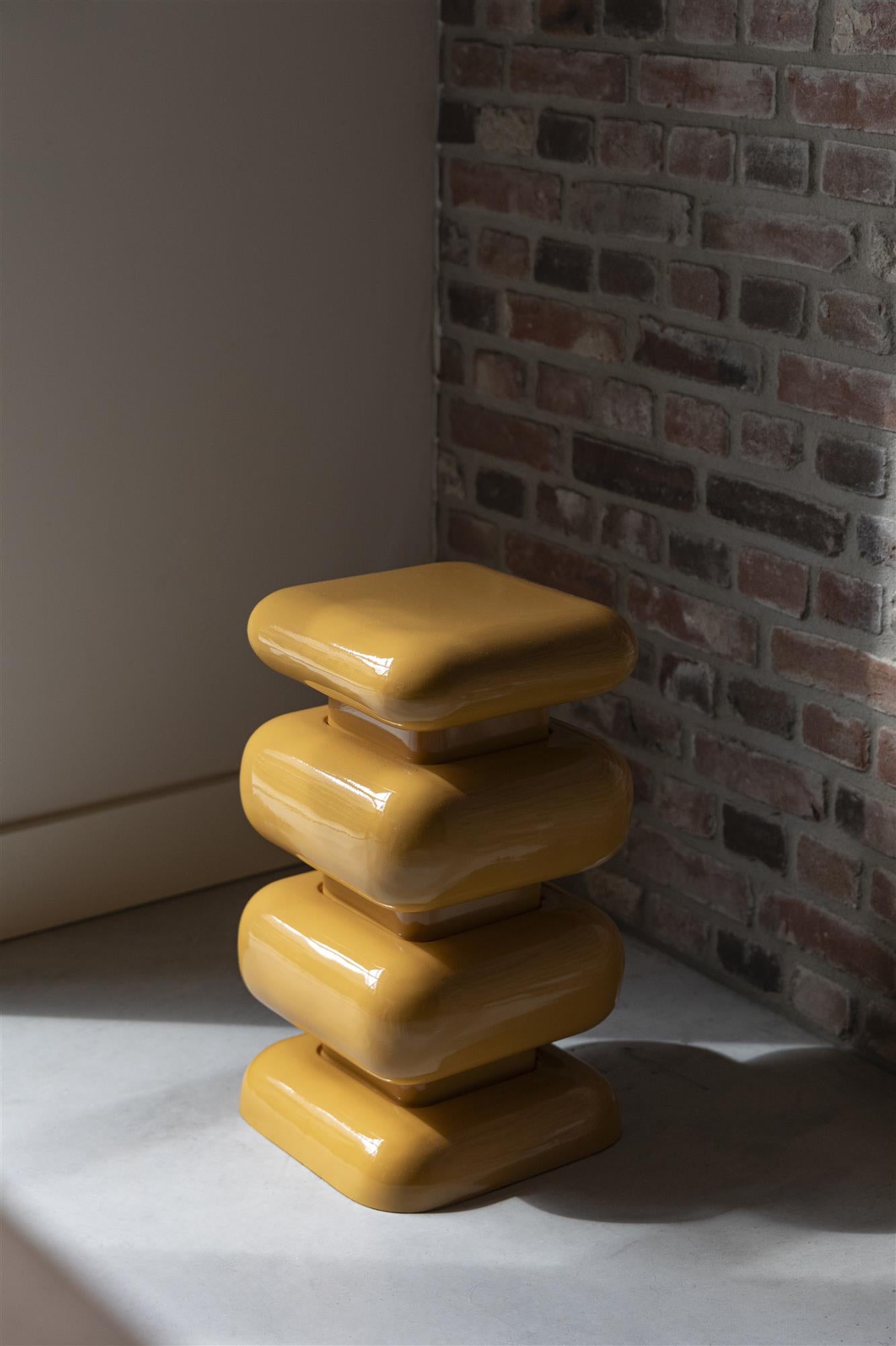 Beistelltisch STUBBY gelb